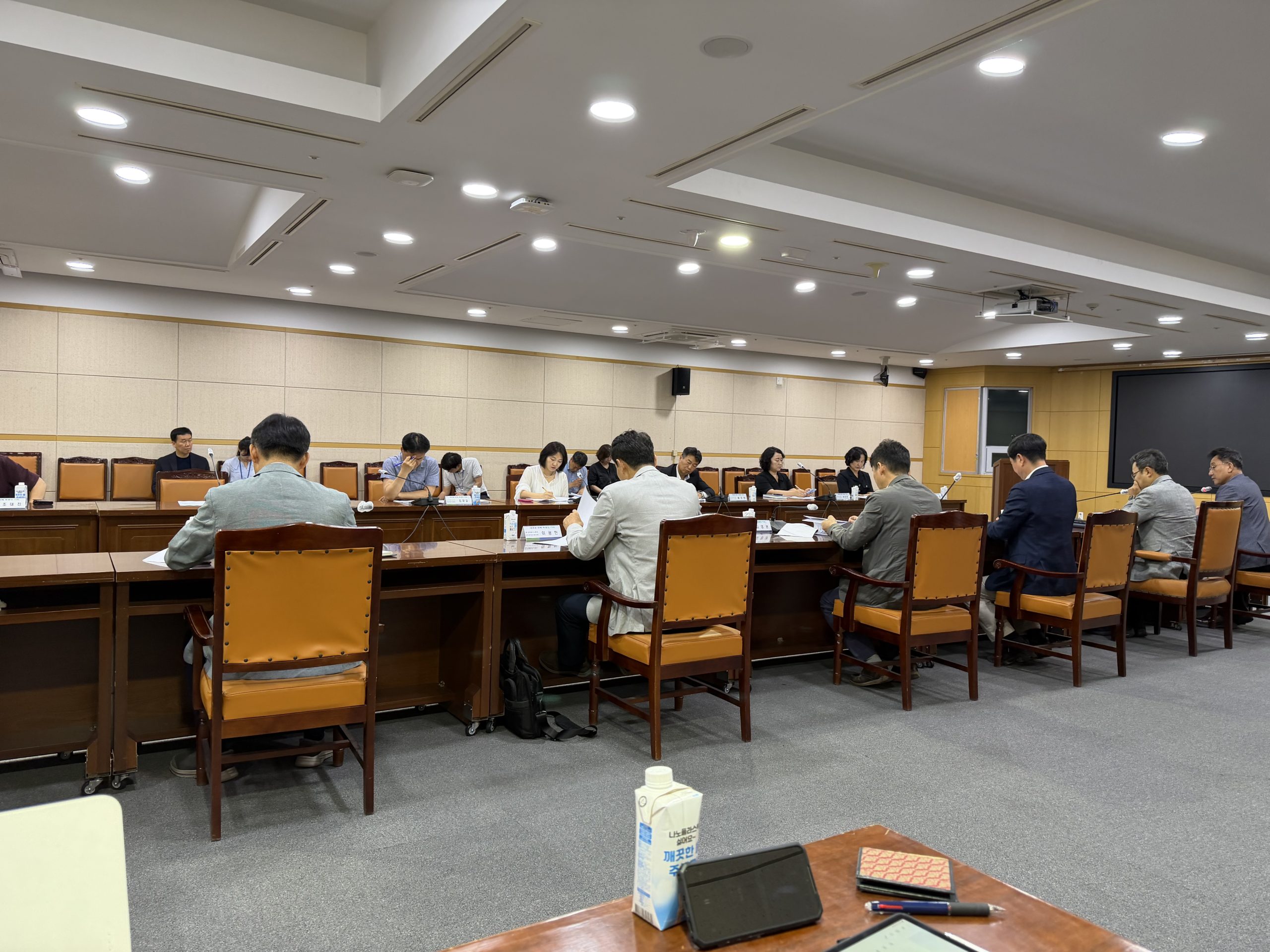 전북자치도, 출연기관과 ‘산업 대전환’ 미래 먹거리 발굴에 총력 이미지(3)
